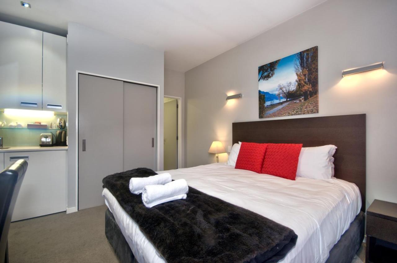 Pure Retreat Lake View Queenstown Kültér fotó